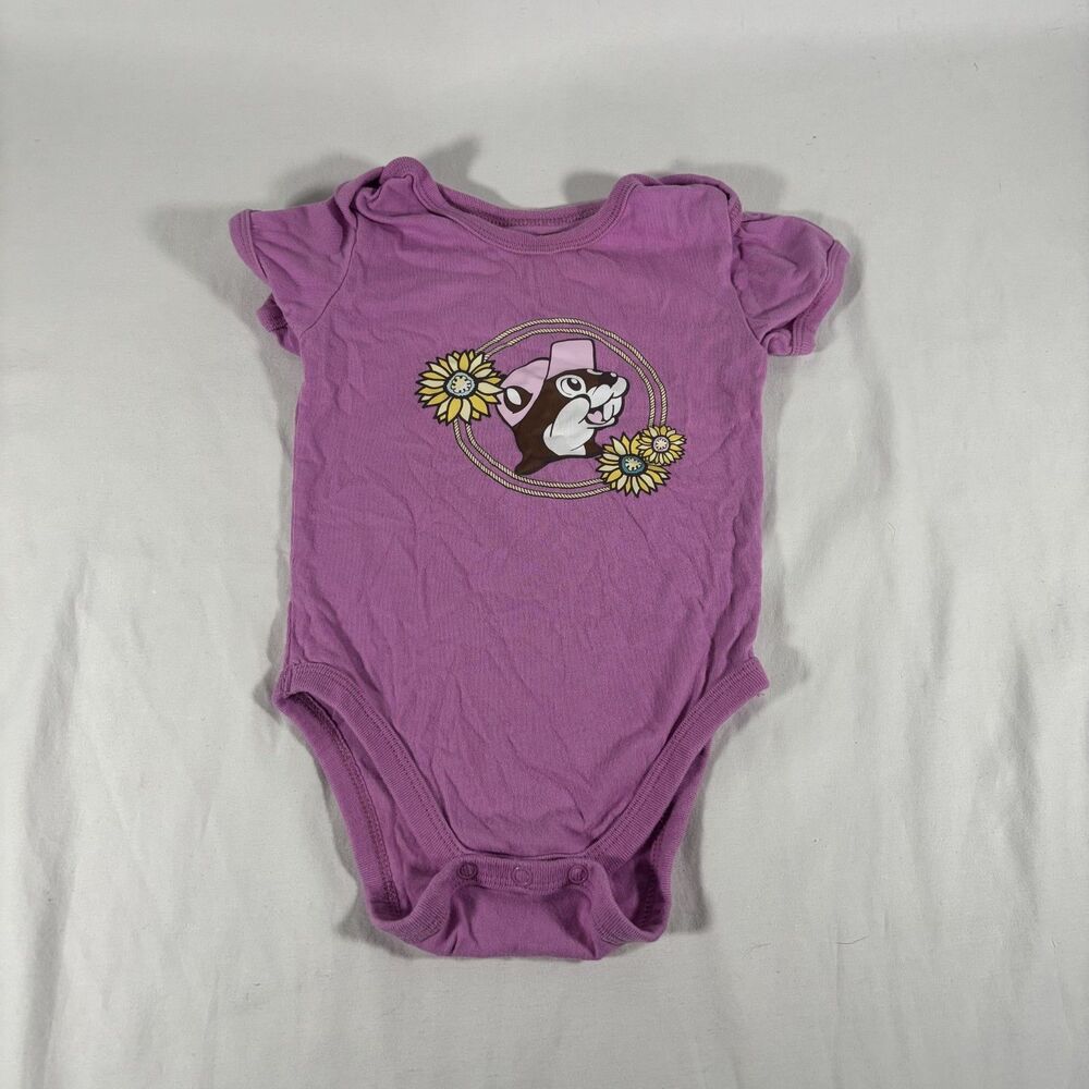 Buc-ees Baby Pink Bodysuit 18M Beaver Pink Hat